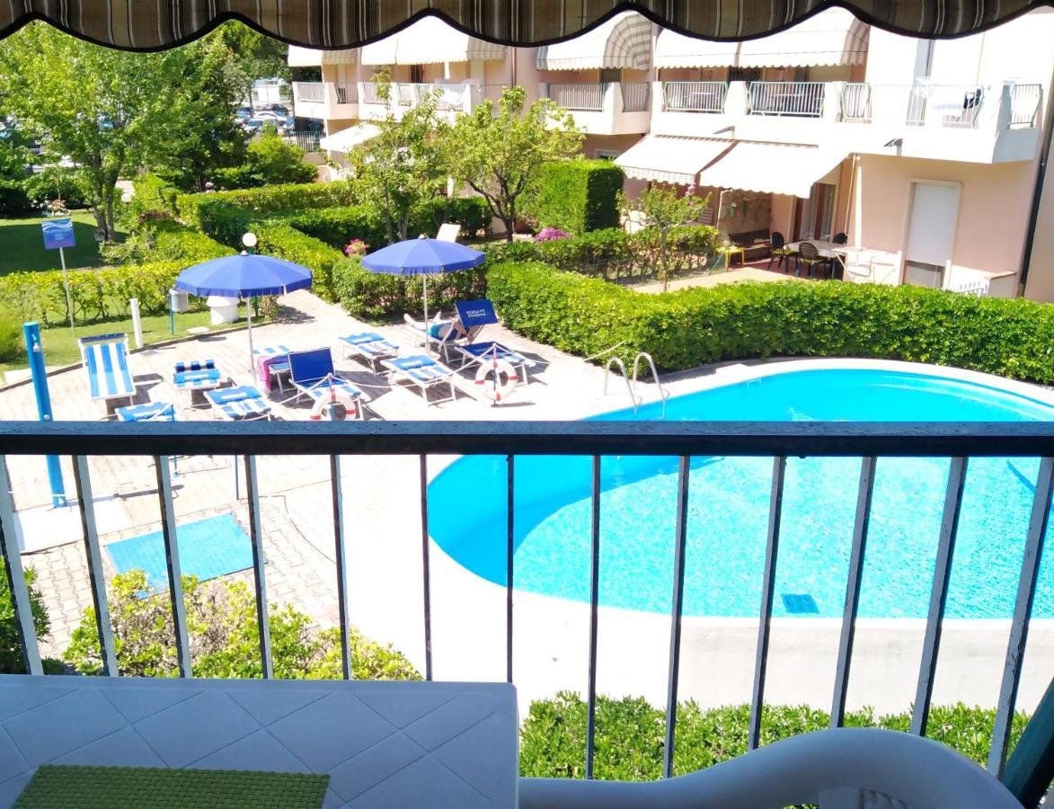 B&C Apartments Лидо ди Йезоло Екстериор снимка